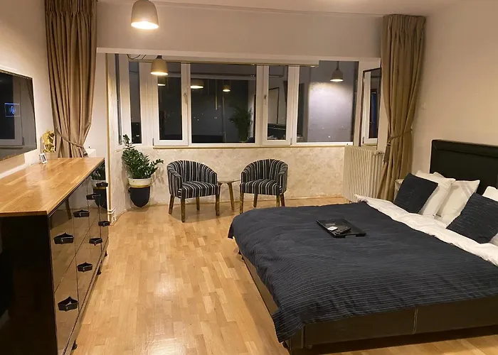 Casa S Piata Alba Iulia Unirii Bukarest